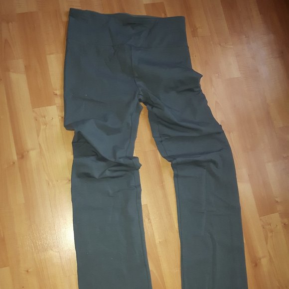 Bally total Fitness Flared Legging Yoga Pants - Picture 1 of 2